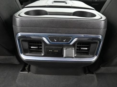 Used 2021 GMC Sierra 1500 SLT AWD/4WD image 16