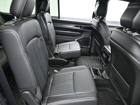 New 2026 Jeep Grand Wagoneer 4WD image 20