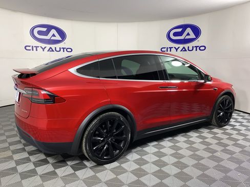 Used 2020 Tesla Model X Long Range image 4