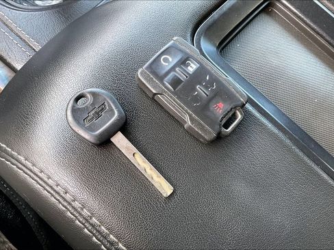 Used 2019 Chevrolet Tahoe LT AWD/4WD image 34