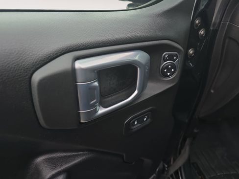 Used 2021 Jeep Wrangler Sport image 20