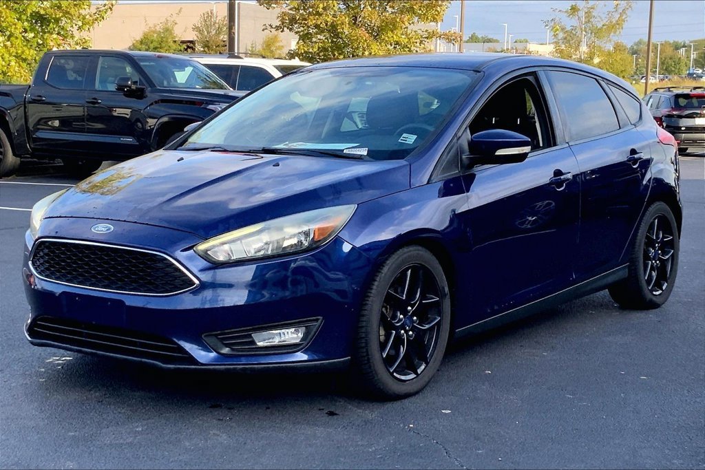 Used 2016 Ford Focus SE w/ Equipment Group 201A FWD image 5
