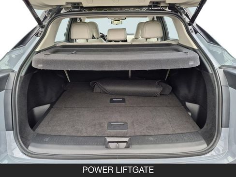 Used 2024 Nissan Ariya FWD image 25
