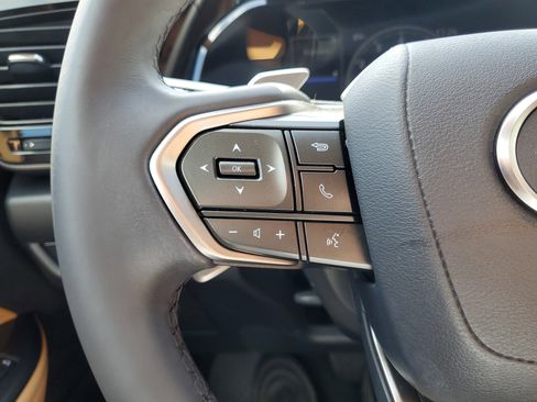 Used 2024 Lexus NX 250 NX 250 w/ Towing Package (2000 Lbs) image 21