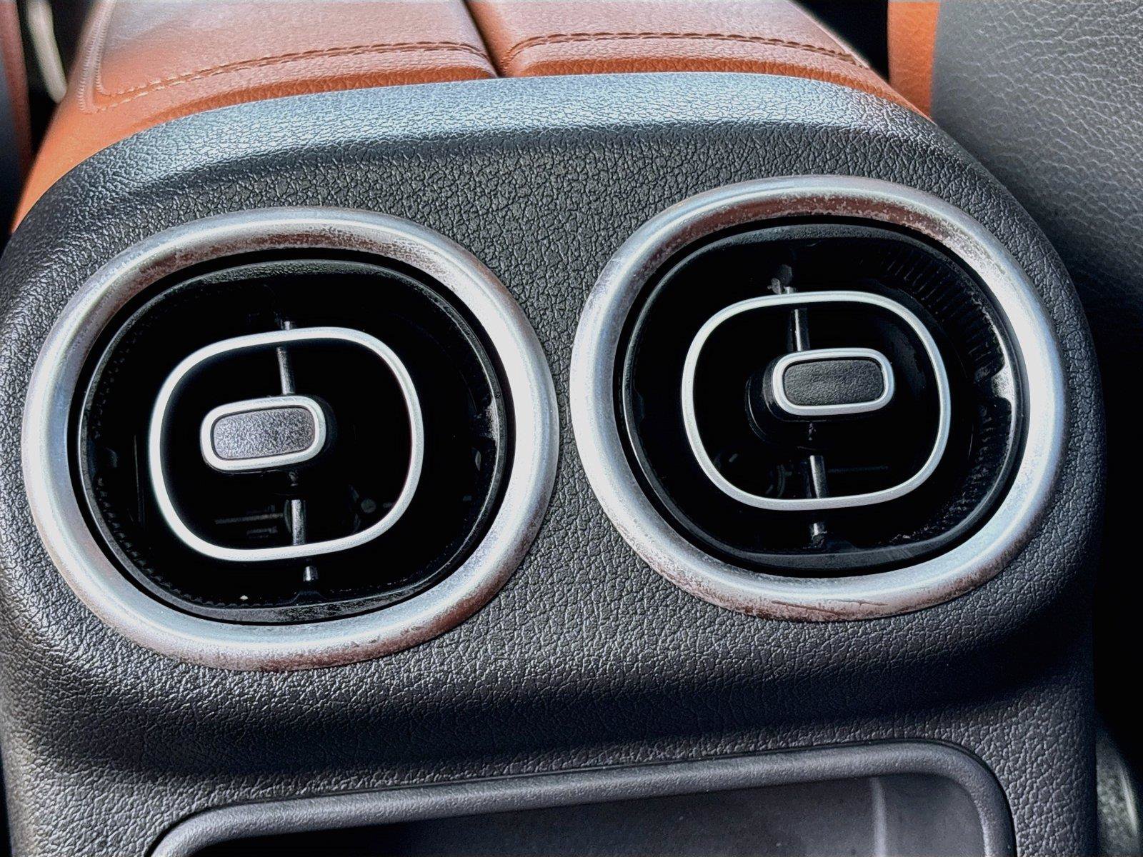 Used 2023 Mercedes-Benz GLC 300 w/ Exclusive Trim Package image 27