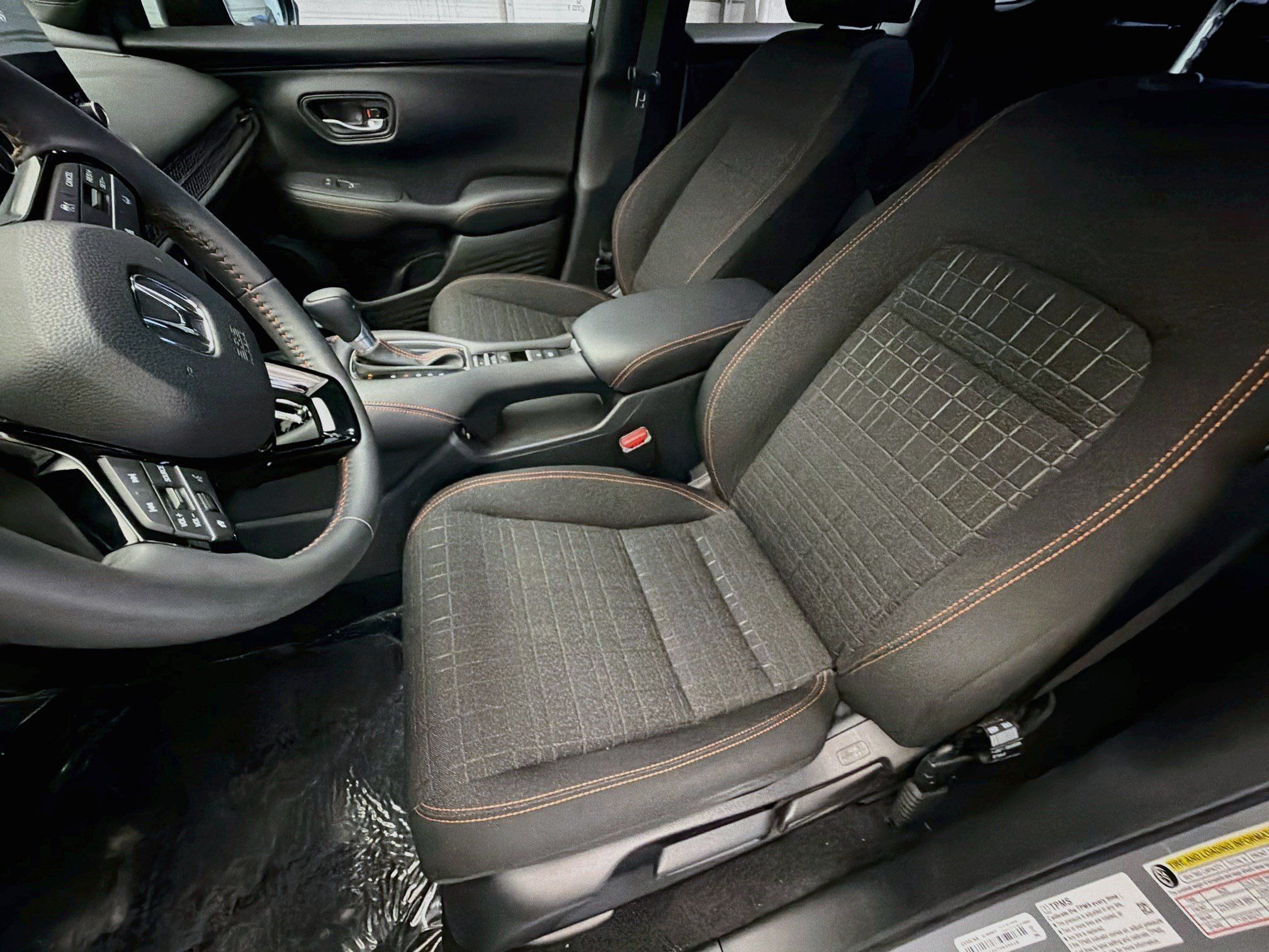 Used 2024 Honda HR-V Sport image 11