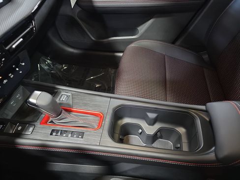 New 2026 Nissan Kicks SR w/ SR Premium Package FWD image 24