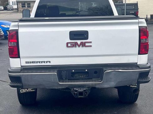 Used 2015 GMC Sierra 2500 4x4 Double Cab w/ Sierra Convenience Package image 6