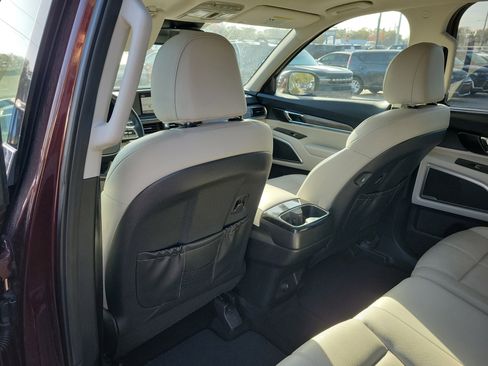 Used 2020 Kia Telluride EX w/ Towing Package image 17