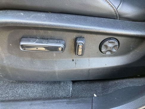 Used 2019 Honda CR-V EX-L image 12