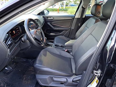 Certified 2019 Volkswagen Jetta SEL image 13