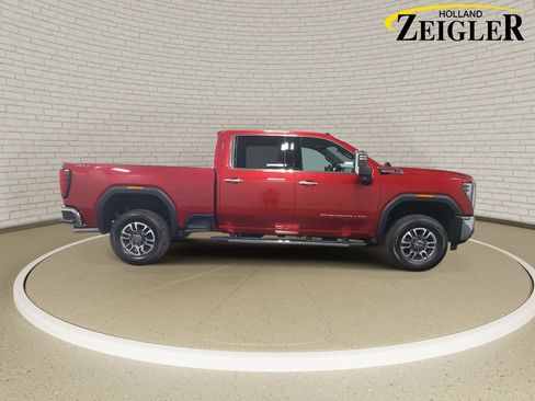 New 2026 GMC Sierra 3500 SLT w/ SLT Premium Package image 4