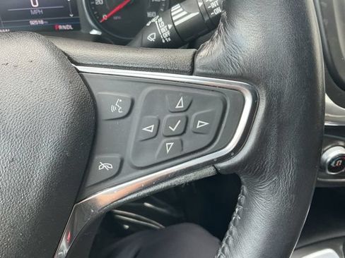 Used 2019 Chevrolet Equinox LT FWD image 20