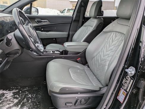 Used 2023 Kia Sportage X-Line w/ X-Line Premium Package image 7