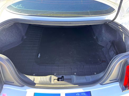 Used 2018 Ford Mustang Shelby GT350 w/ Convenience Package image 10