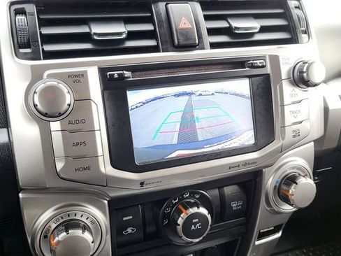 Used 2017 Toyota 4Runner SR5 Premium image 16