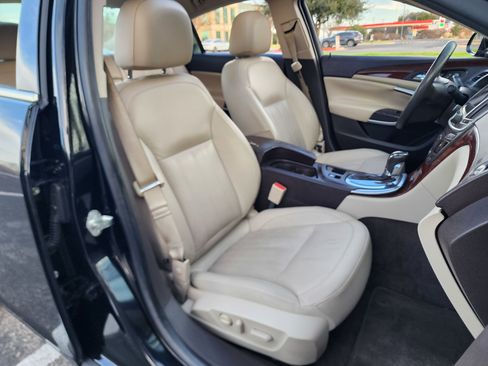 Used 2017 Buick Regal Premium w/ Driver Confidence Package #1 image 14