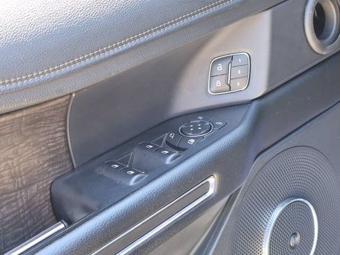 Used 2020 Ford Expedition Limited w/ Equipment Group 302A AWD/4WD image 22