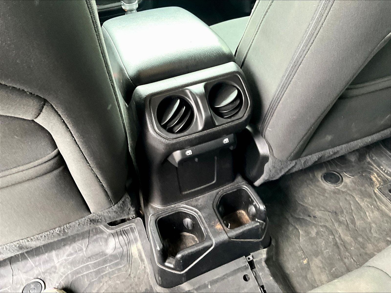 Used 2020 Jeep Gladiator Sport w/ Quick Order Package 24S AWD/4WD image 11