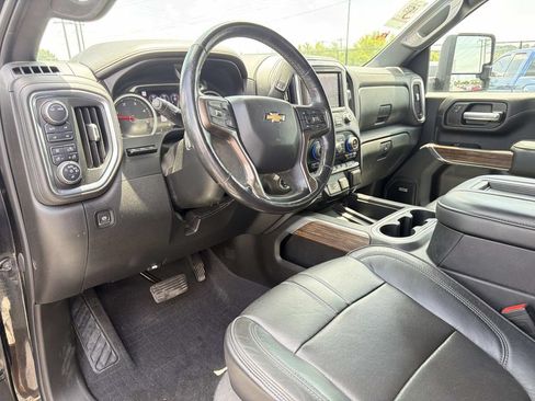 Used 2020 Chevrolet Silverado 3500 High Country w/ Technology Package AWD/4WD image 24