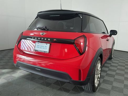 Certified 2025 MINI Cooper S image 4