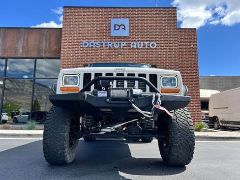 Used 1997 Jeep Cherokee Country AWD/4WD image 2