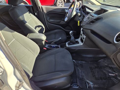 Used 2014 Ford Fiesta SE image 15