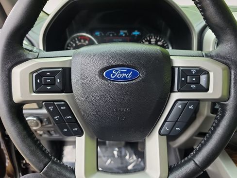 Used 2018 Ford F150 Lariat AWD/4WD image 12