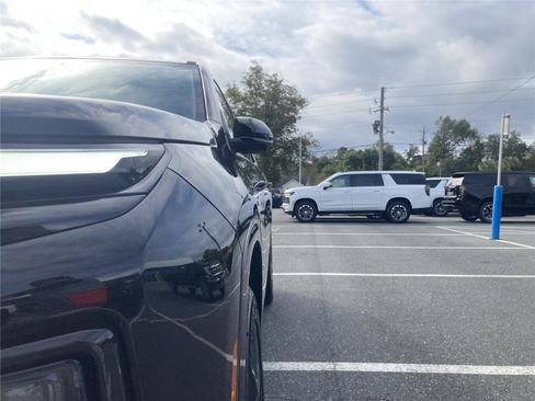 New 2026 Chevrolet Traverse RS w/ LPO, Floor Liner Package image 12