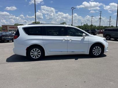 Used 2018 Chrysler Pacifica Touring-L