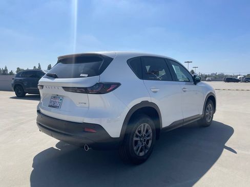 Certified 2026 MAZDA CX-5 Select AWD/4WD image 2