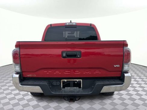 Used 2021 Toyota Tacoma TRD Off-Road AWD/4WD image 5