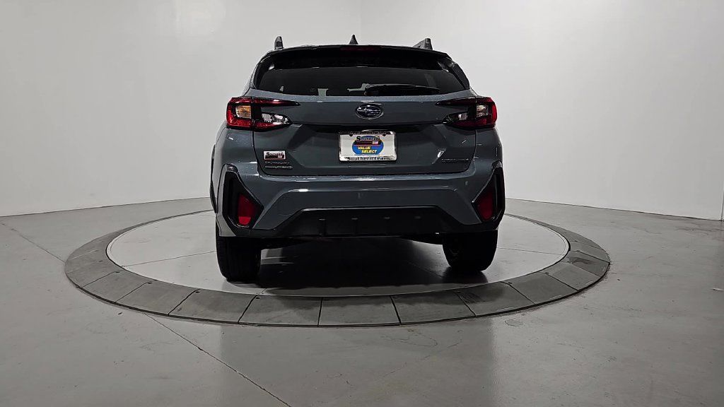 Used 2024 Subaru Crosstrek 2.0i Premium AWD/4WD image 4