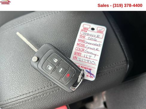 Used 2016 Chevrolet Cruze LT FWD image 21