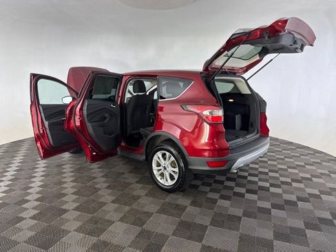 Used 2017 Ford Escape SE AWD/4WD image 20