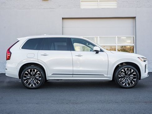 Used 2025 Volvo XC90 T8 Plus w/ Protection Package Premier image 3