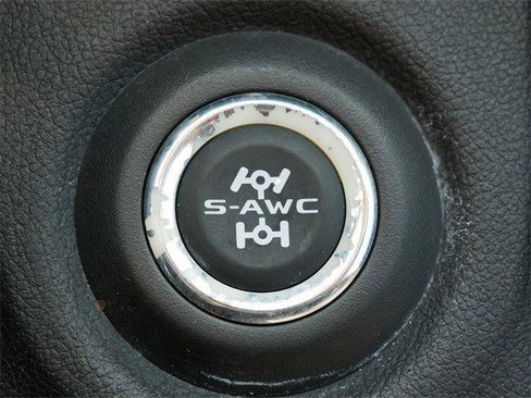 Used 2016 Mitsubishi Outlander ES image 25