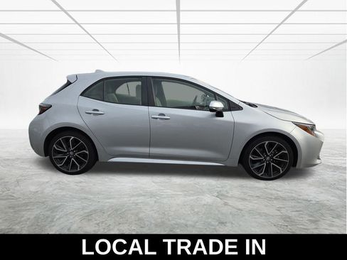 Used 2022 Toyota Corolla XSE image 3