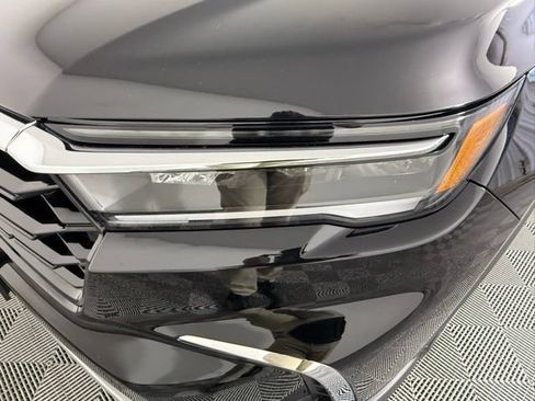 Used 2024 Honda Pilot Elite image 11