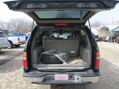 Used 2003 Chevrolet Suburban LS w/ LS Preferred Equipment Group image 10