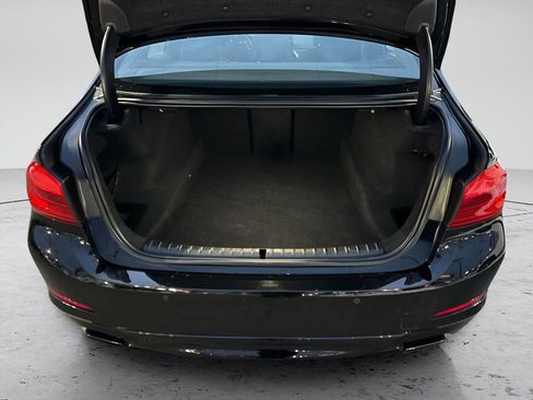 Used 2018 BMW 540i xDrive image 23