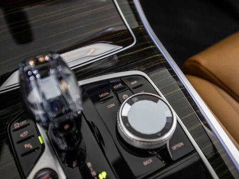 Used 2021 BMW X5 sDrive40i w/ M Sport Package image 35