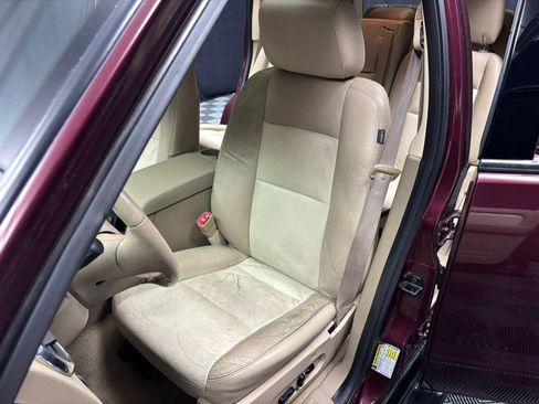 Used 2008 Ford Explorer Eddie Bauer image 32