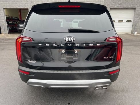 Used 2021 Kia Telluride EX w/ EX Premium Package image 4