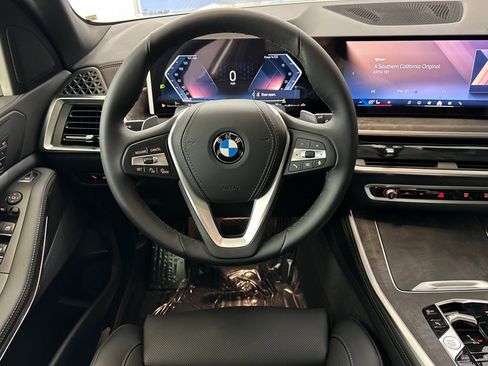 New 2026 BMW X5 sDrive40i image 26