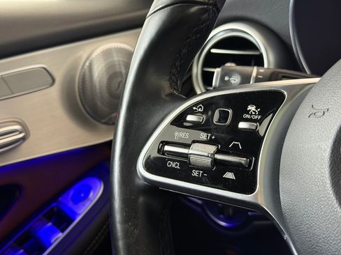 Used 2020 Mercedes-Benz GLC 300 4MATIC image 16