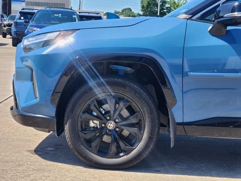 Certified 2025 Toyota RAV4 XSE AWD/4WD image 8