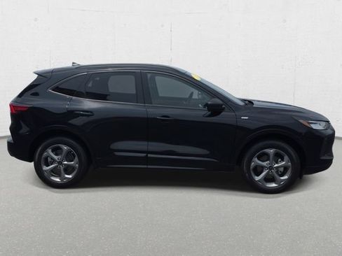 Used 2024 Ford Escape ST-Line w/ Tech Pack #1 AWD/4WD image 4