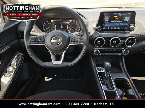 Used 2024 Nissan Sentra SV FWD image 10