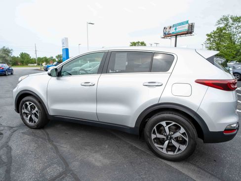 Used 2021 Kia Sportage LX w/ LX Fwd Popular Package image 4